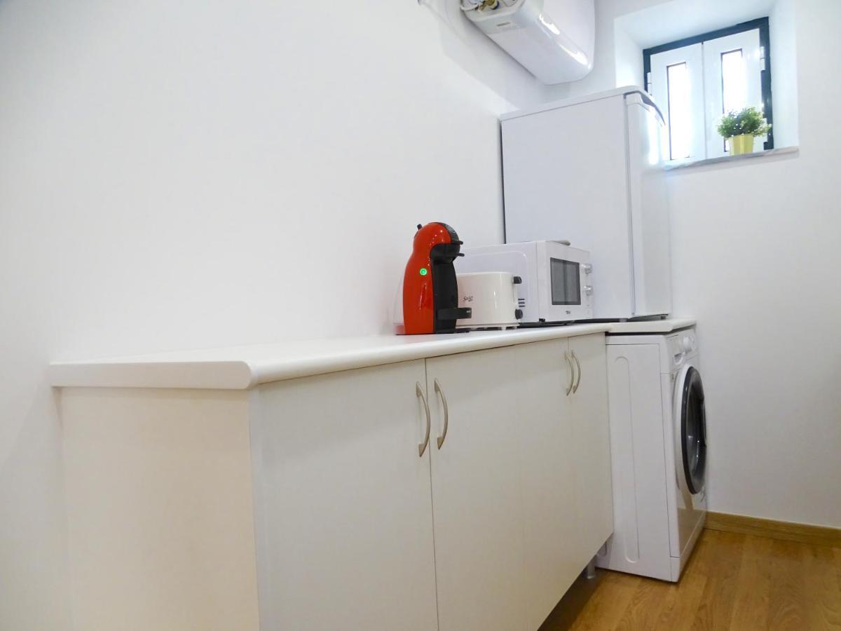 Center Apartment *